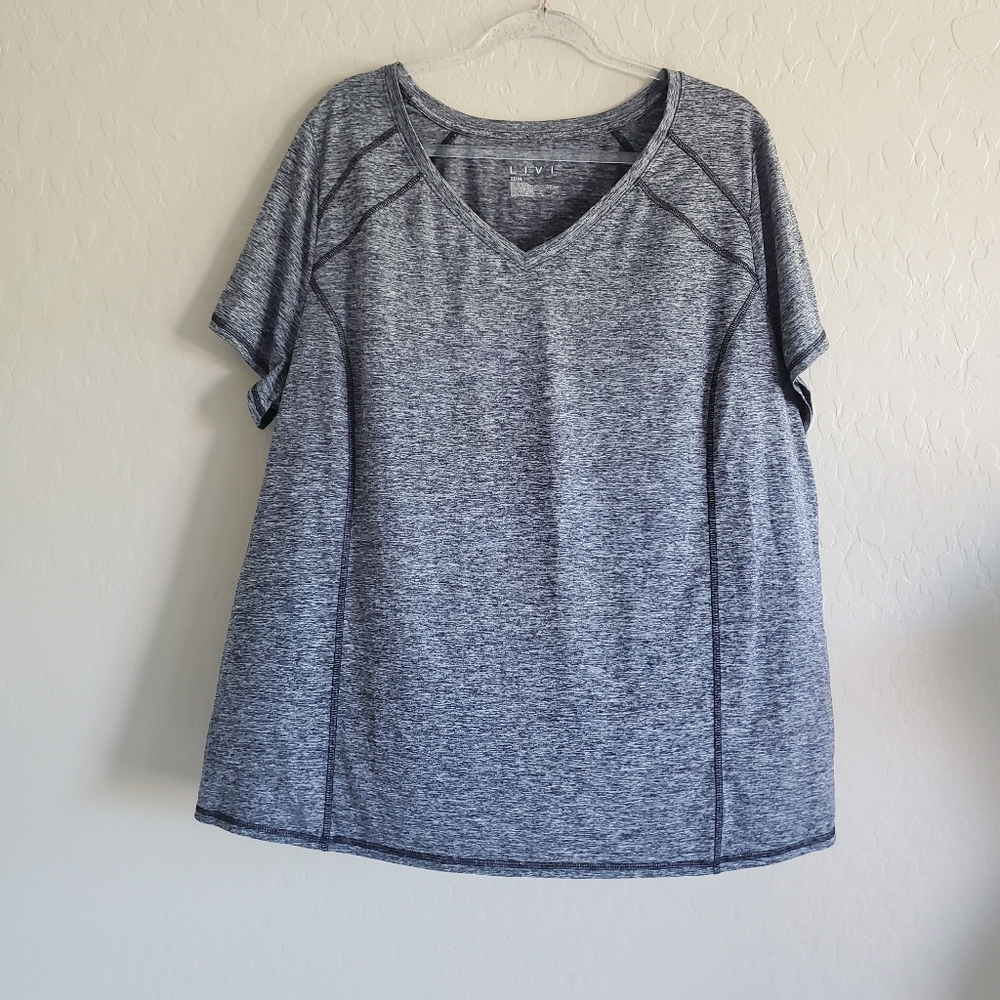 ⭐4/$20 Livi Active Shirt‎ Size 22/24
